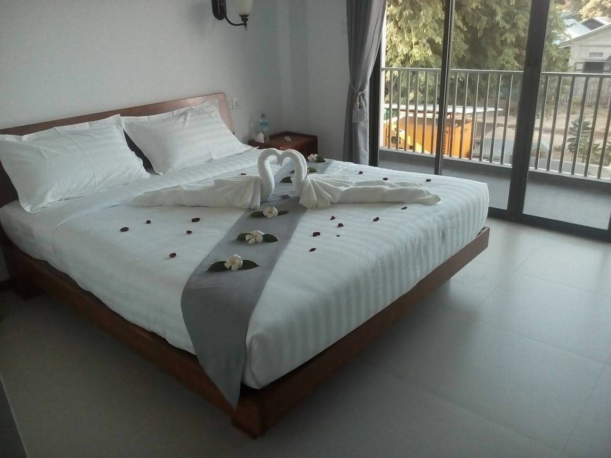 Morning Star Guesthouse Nyaung-U Экстерьер фото